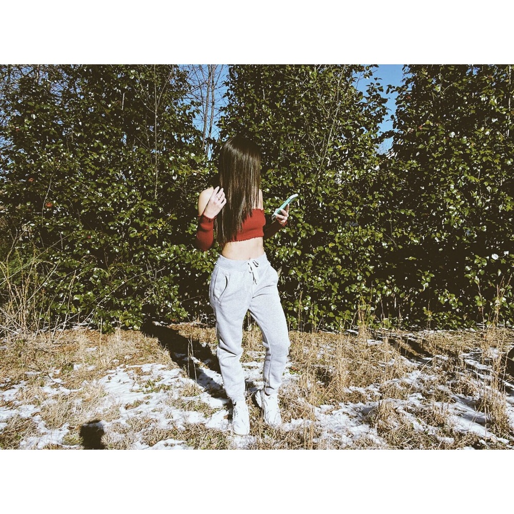 Off the Shoulder Long Sleeve Crop - Burgundy - Picture 1 of 6